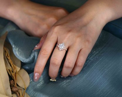 Vintage Luxury Art Deco Oval Moissanite Engagement Ring in 14K Black Gold – Elegant Bridal Jewelry for Women