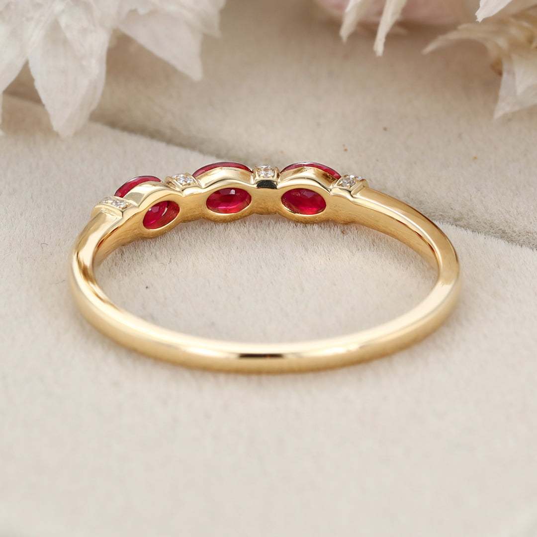 Vintage Ruby Wedding Band Oval cut yellow gold retro wedding ring Unique Stacking ring matching band Art Deco Anniversary band gift