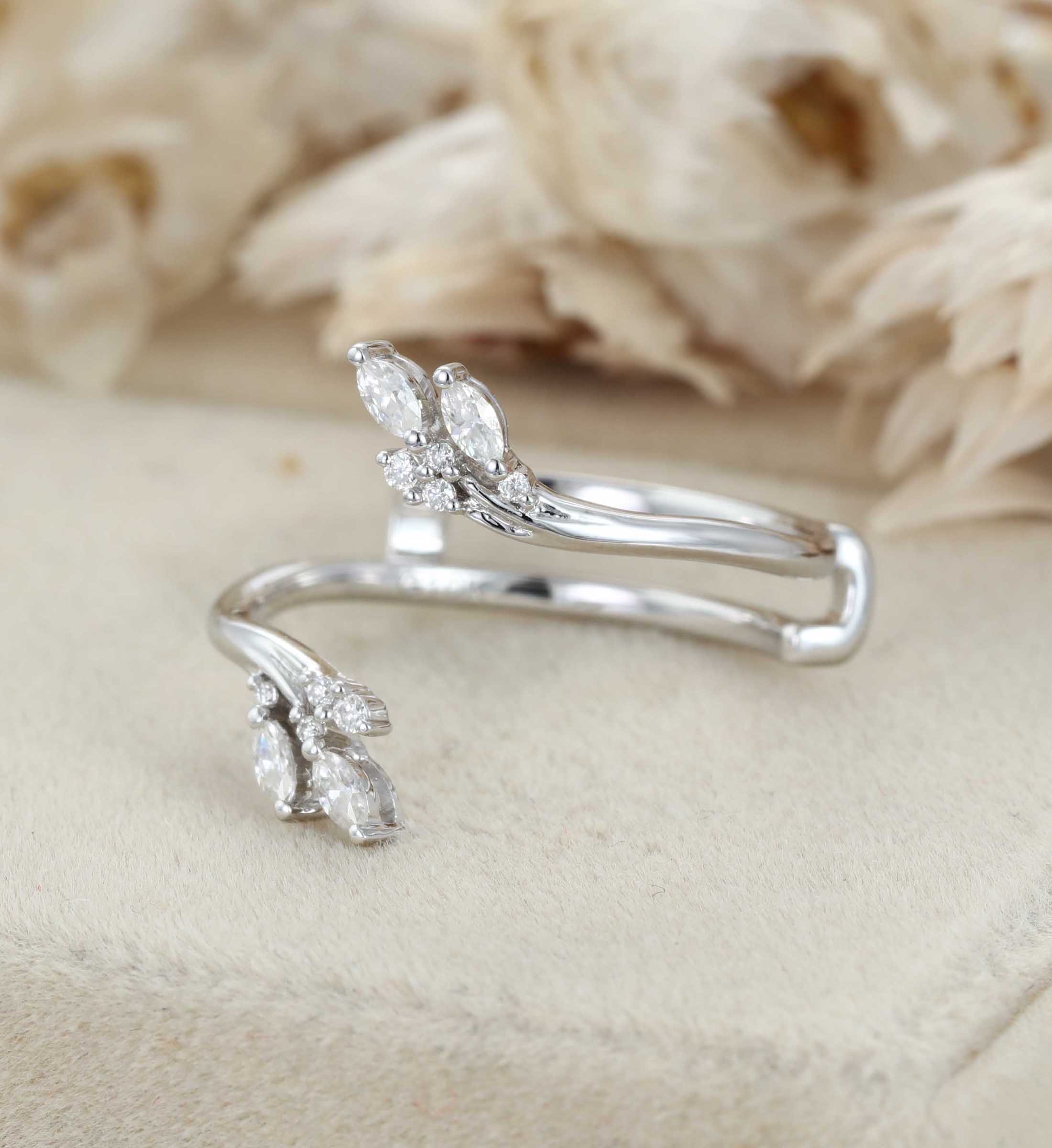 Vintage Leaf Diamond Ring – Curved Wedding Band for Women, Nature-Inspired Jewelry Gift 2025, image size:2200x2400