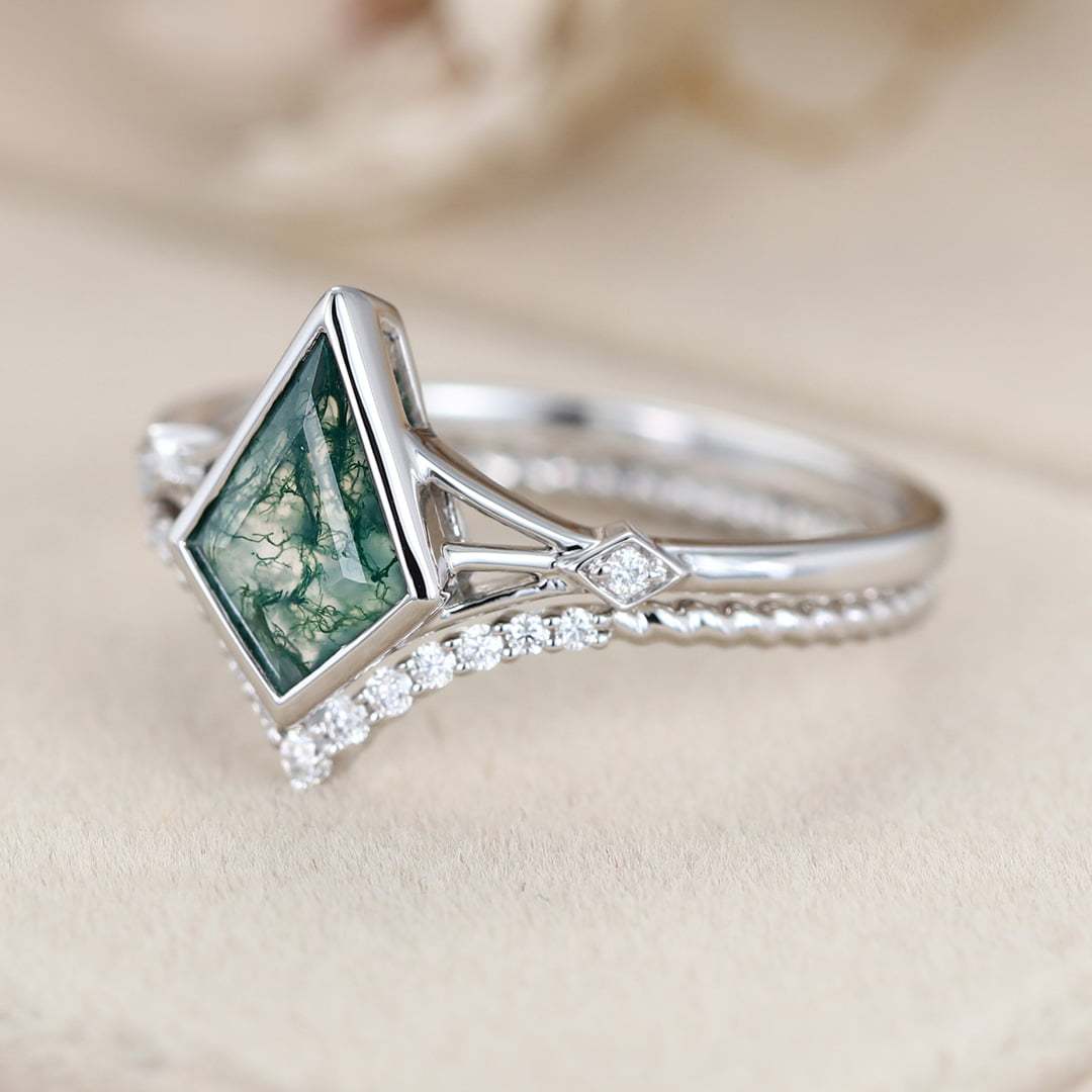 Unique kite cut Natura moss agate engagement ring set White gold engagement moissanite ring for women vintage bridal wedding ring set gift