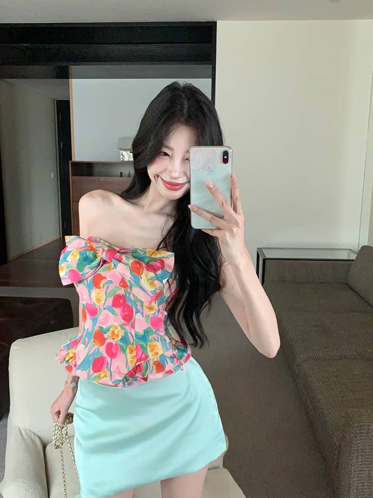 Tulip Print Bow Backless Top