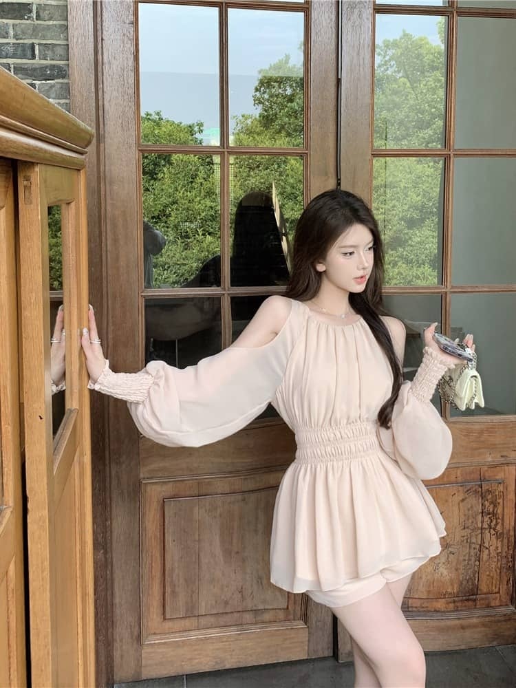 French Strap Frill Set Up