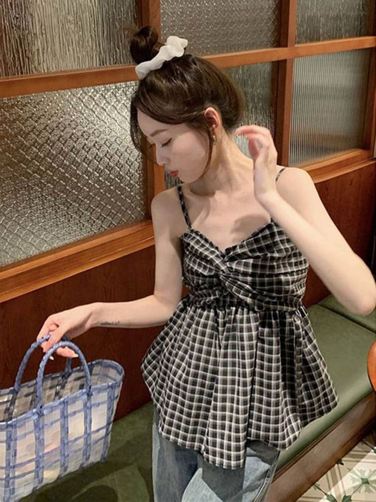 Twist design checkout camisole