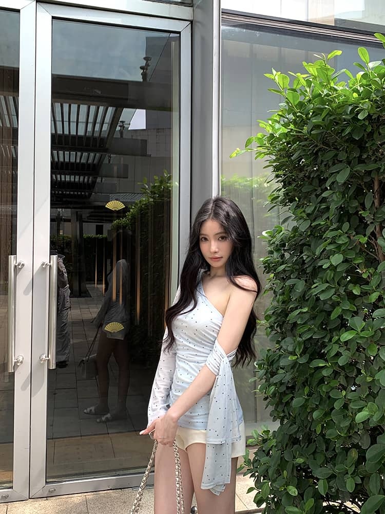 Asymmetric Off-Shoulder Blouse