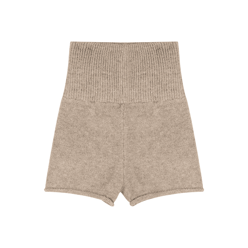 Off-Shoulder Sweater & Knit Shorts Set | LUNMUL