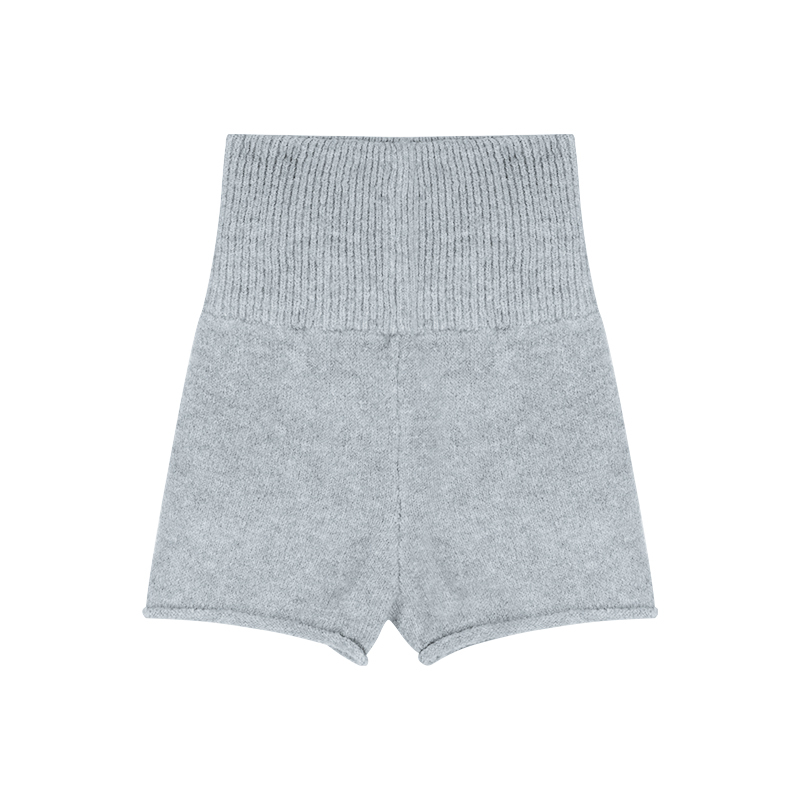 Off-Shoulder Sweater & Knit Shorts Set | LUNMUL