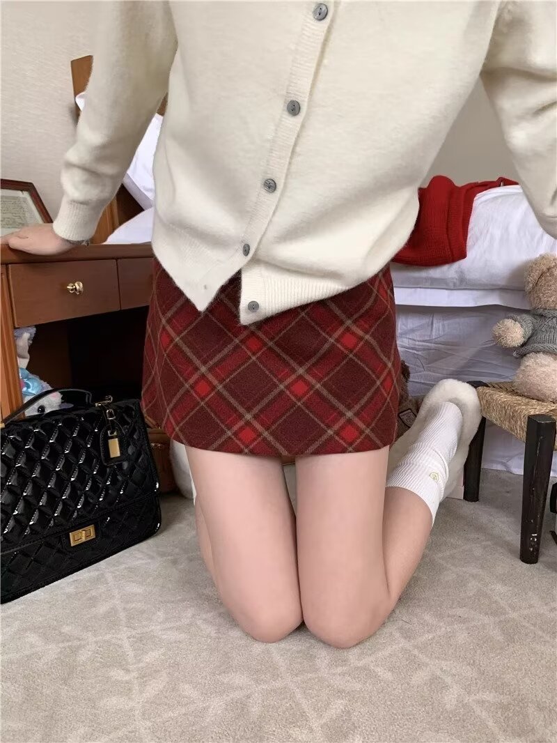 Retro Plaid Wool Skirt