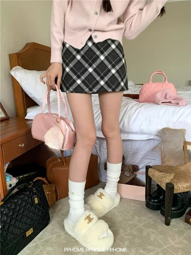 Retro Plaid Wool Skirt