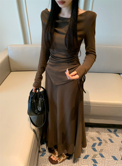 Cowl Neck T-Shirt & Skirt Set