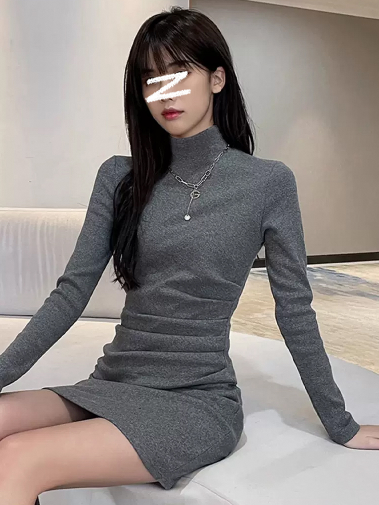 Semi-Turtleneck Knit Dress