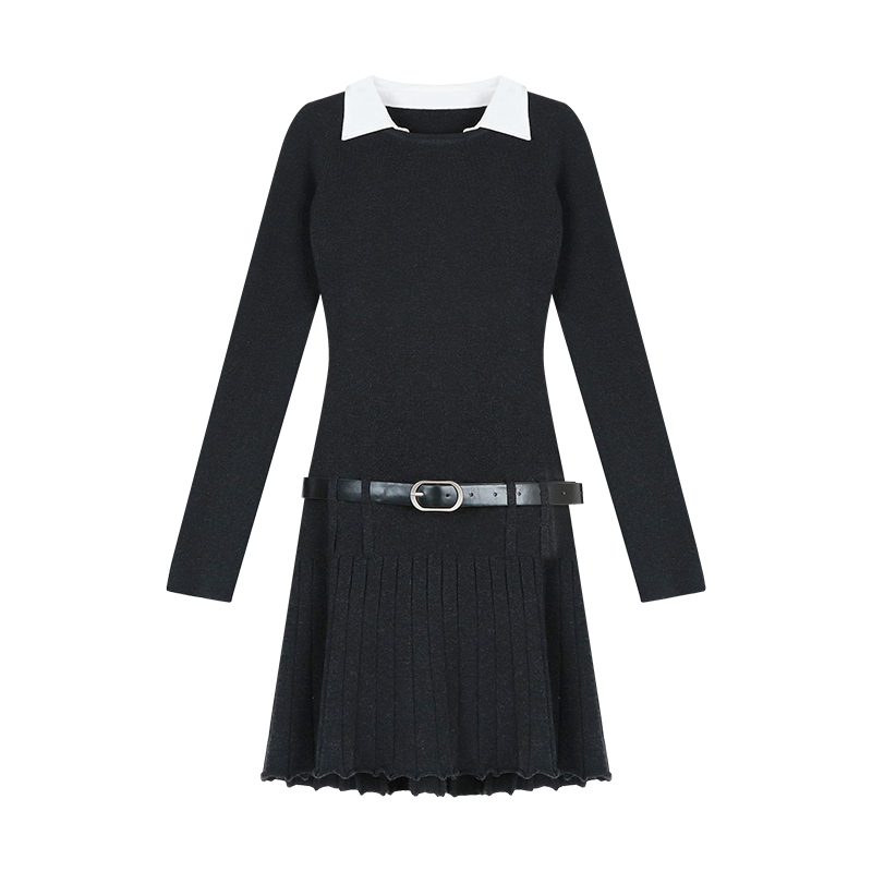 Fitted Two-Tone Knit Dress | LUNMUL