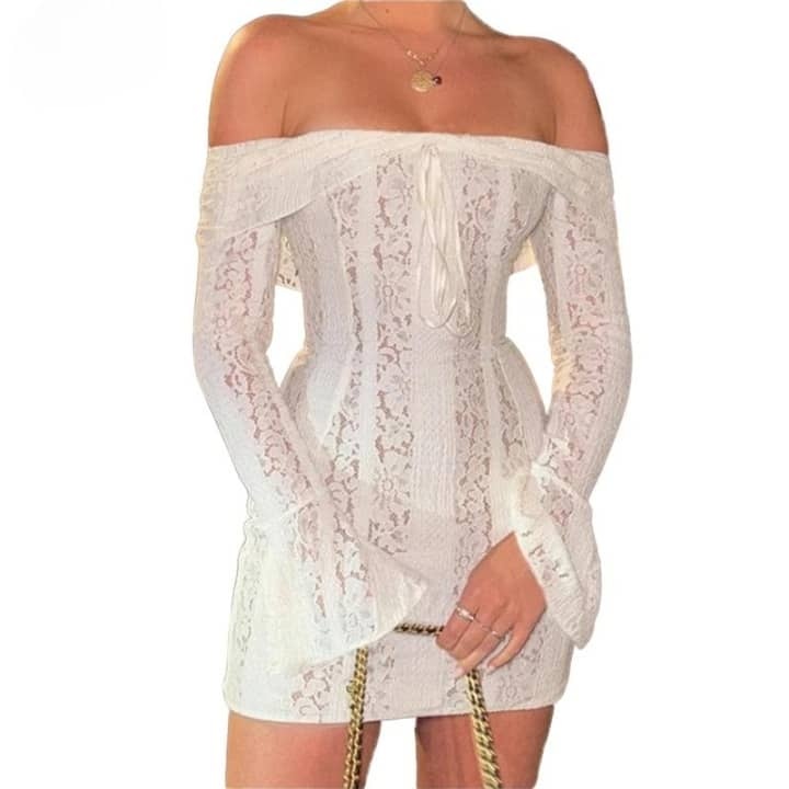Off-Shoulder Lace Dress | LUNMUL