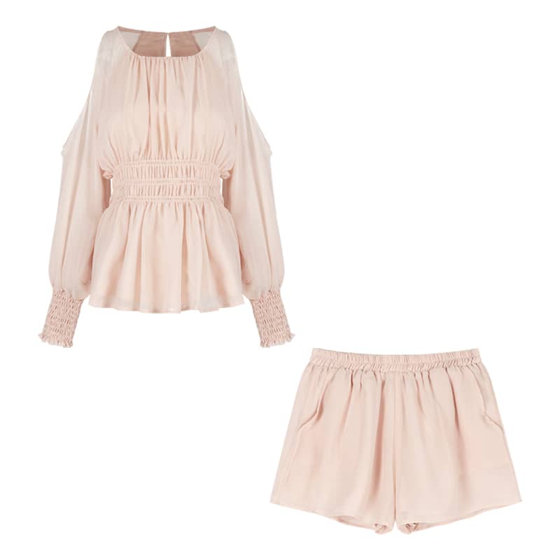 French Strap Frill Set Up