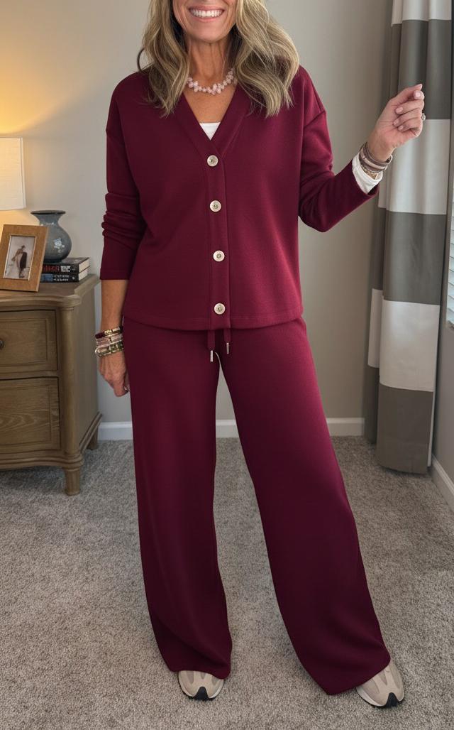 NEW🔥 2025 Hot Sale Women's Casual Two-Piece Long-Sleeve V-Neck Activewear Set