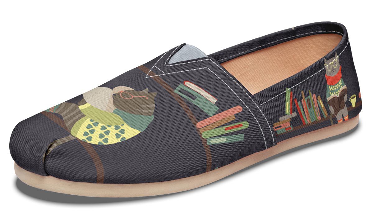 Reading Cats Casual Shoes