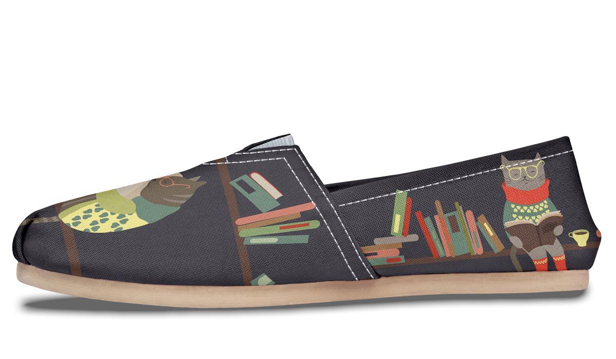 Reading Cats Casual Shoes
