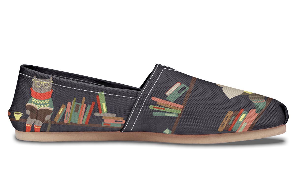 Reading Cats Casual Shoes