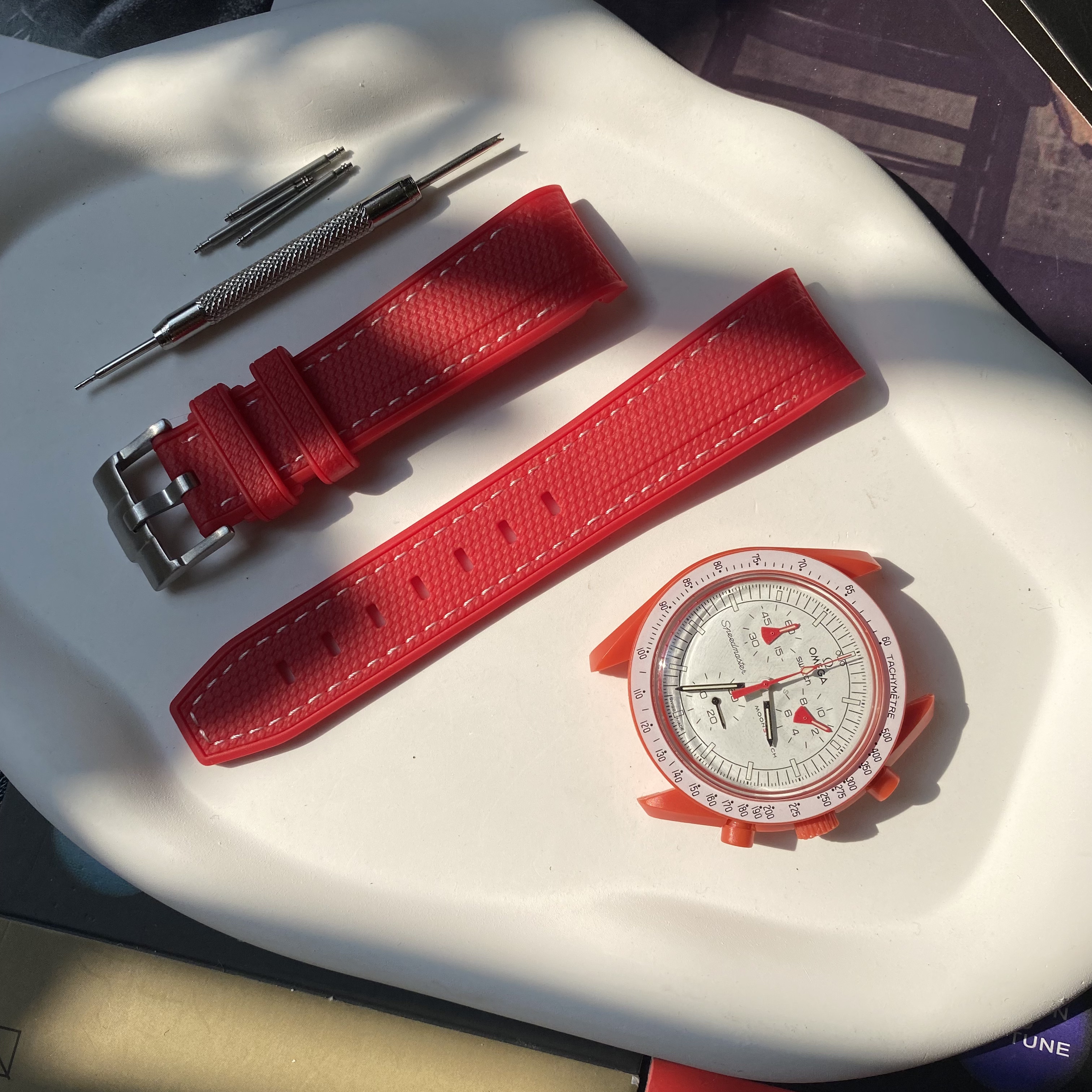 F‌or Swatch Omega Straps MoonSwatch Mission to Mars Rubber watch band White Base with Red Stitching