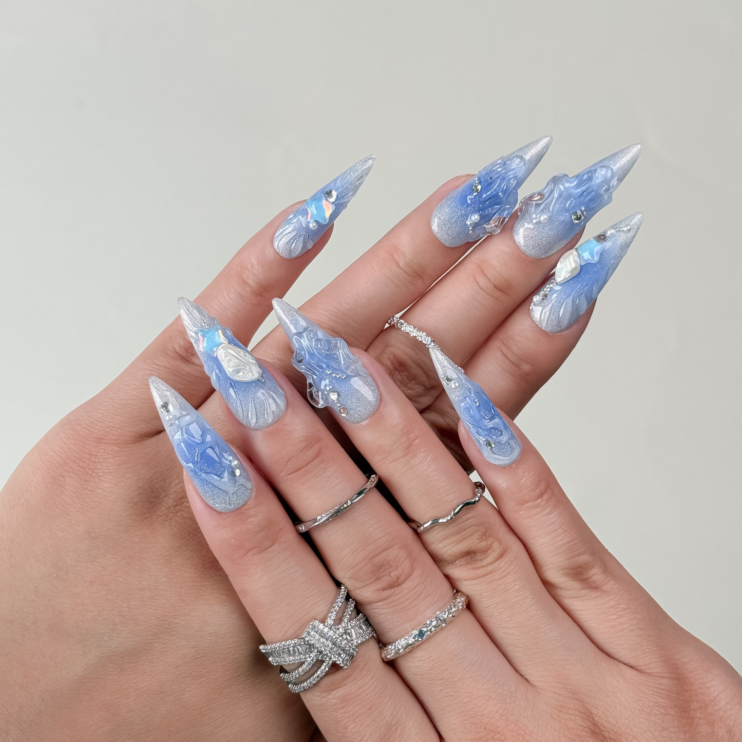 Handmade Press on Nail- Nailfairy Adorable Hand - Made Press - On Nails: Frozen Wonderland Nail 