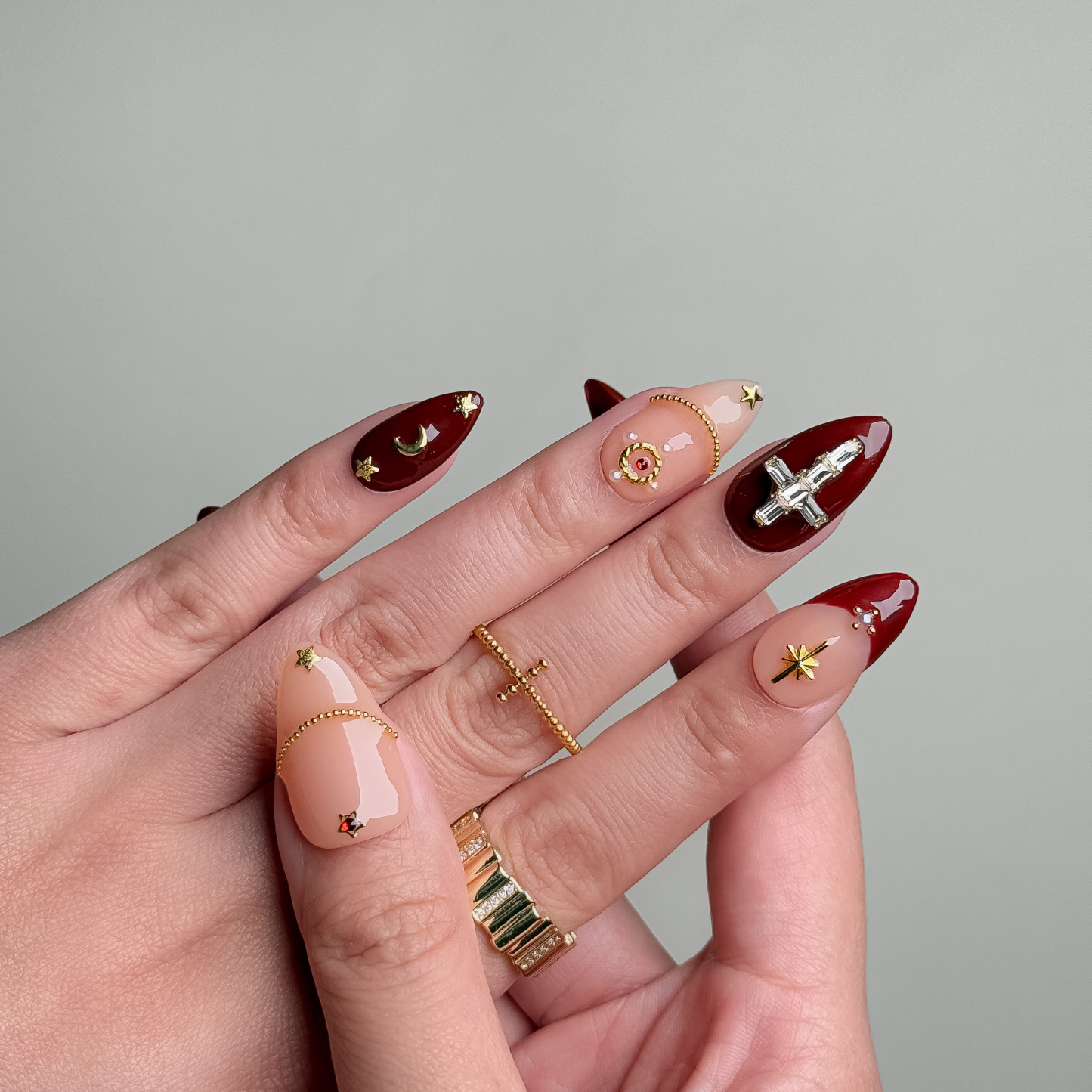 Handmade Press-On Nails – Nailfairy Maroon Nude Style with Star Cross Charms – Elegant Red Queen-Inspired Design – Reusable with Free Application Kit Included