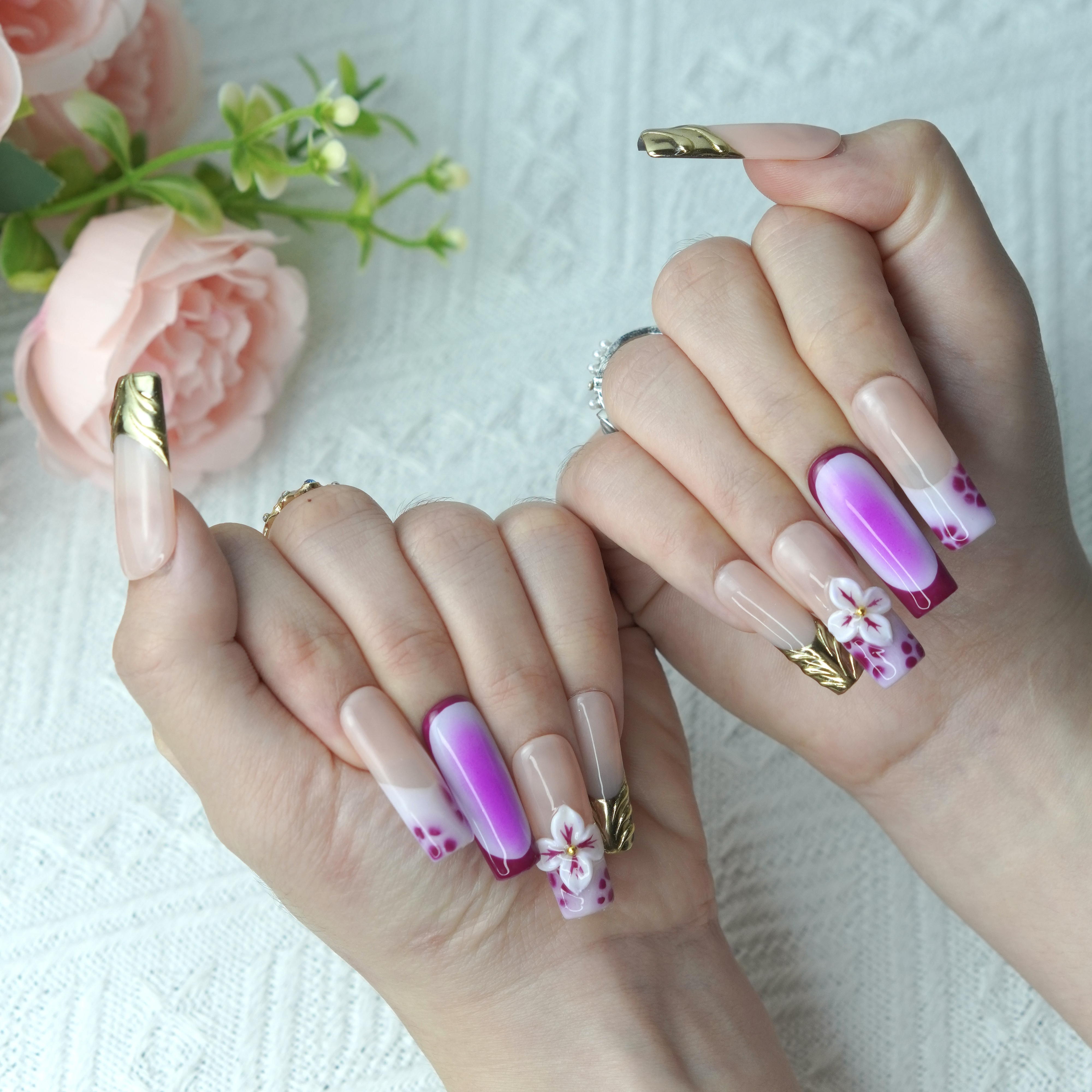 Iridescent Purple Press-On Nails with Insect & Gold Accents – Long Square