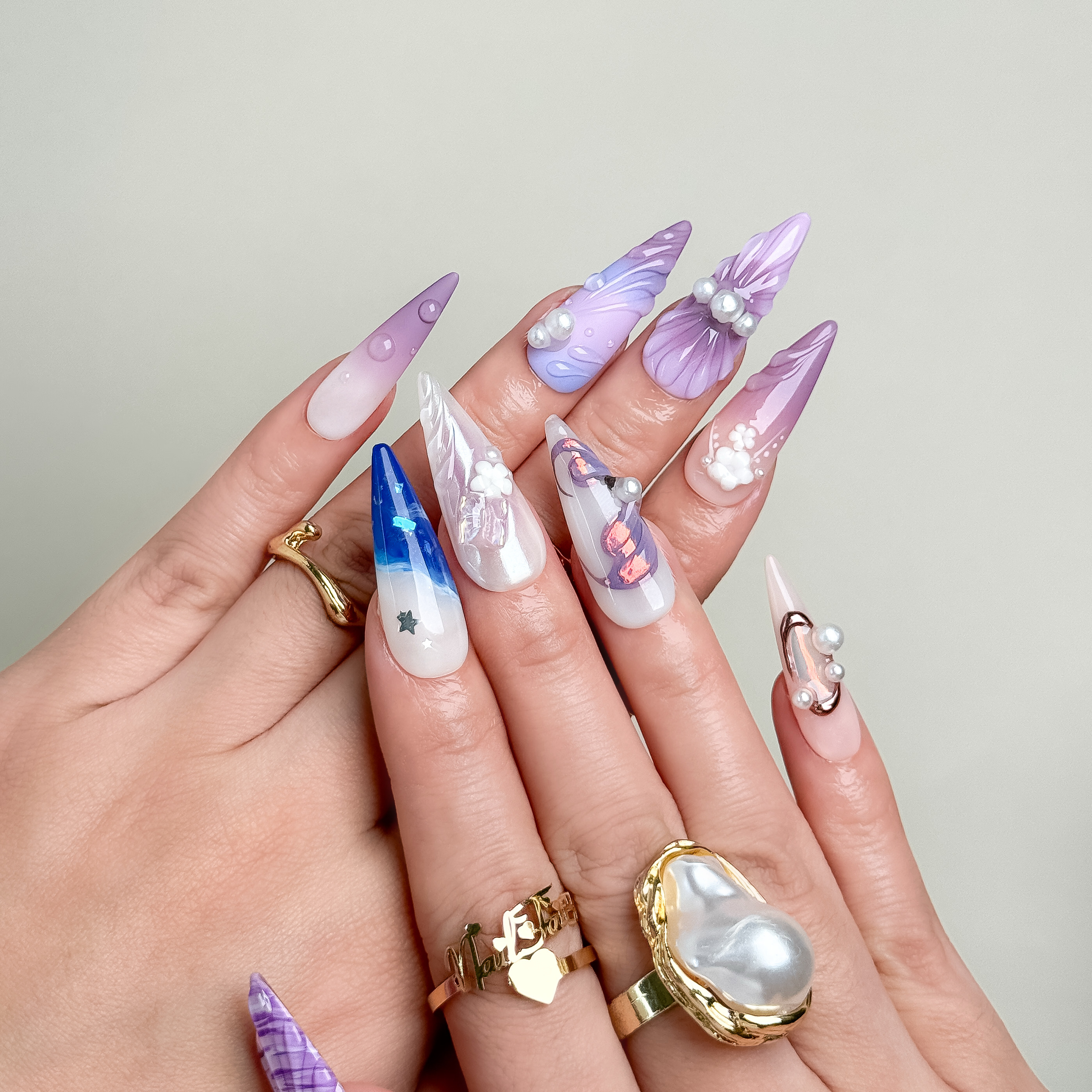 Mermaid Dream Press-On Nails with 3D Pearl & Shell – Long Stiletto