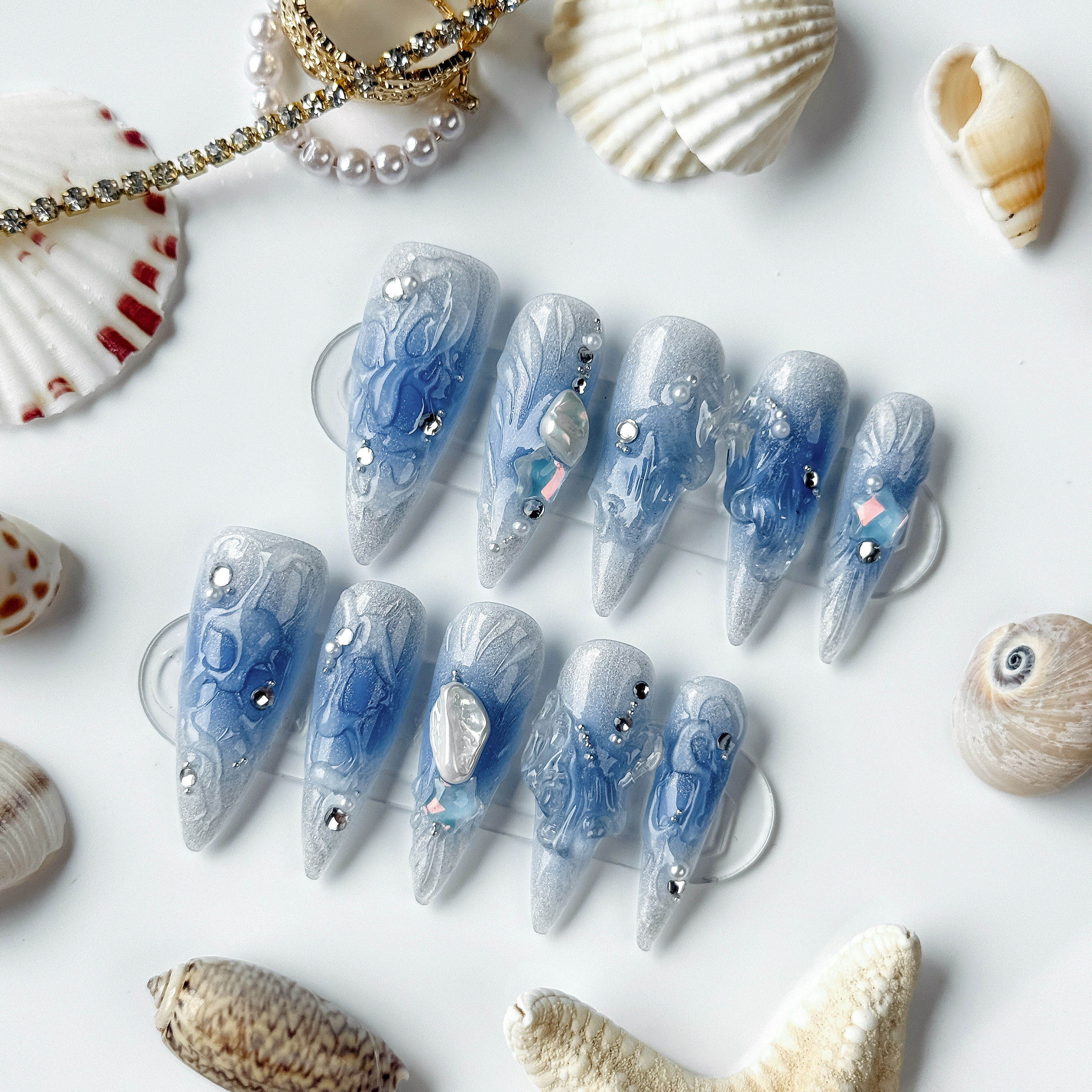 Nail Fairy Handmade Press on Nail- Nailfairy Adorable Hand - Made Press - On Nails: Frozen Wonderland Nail 