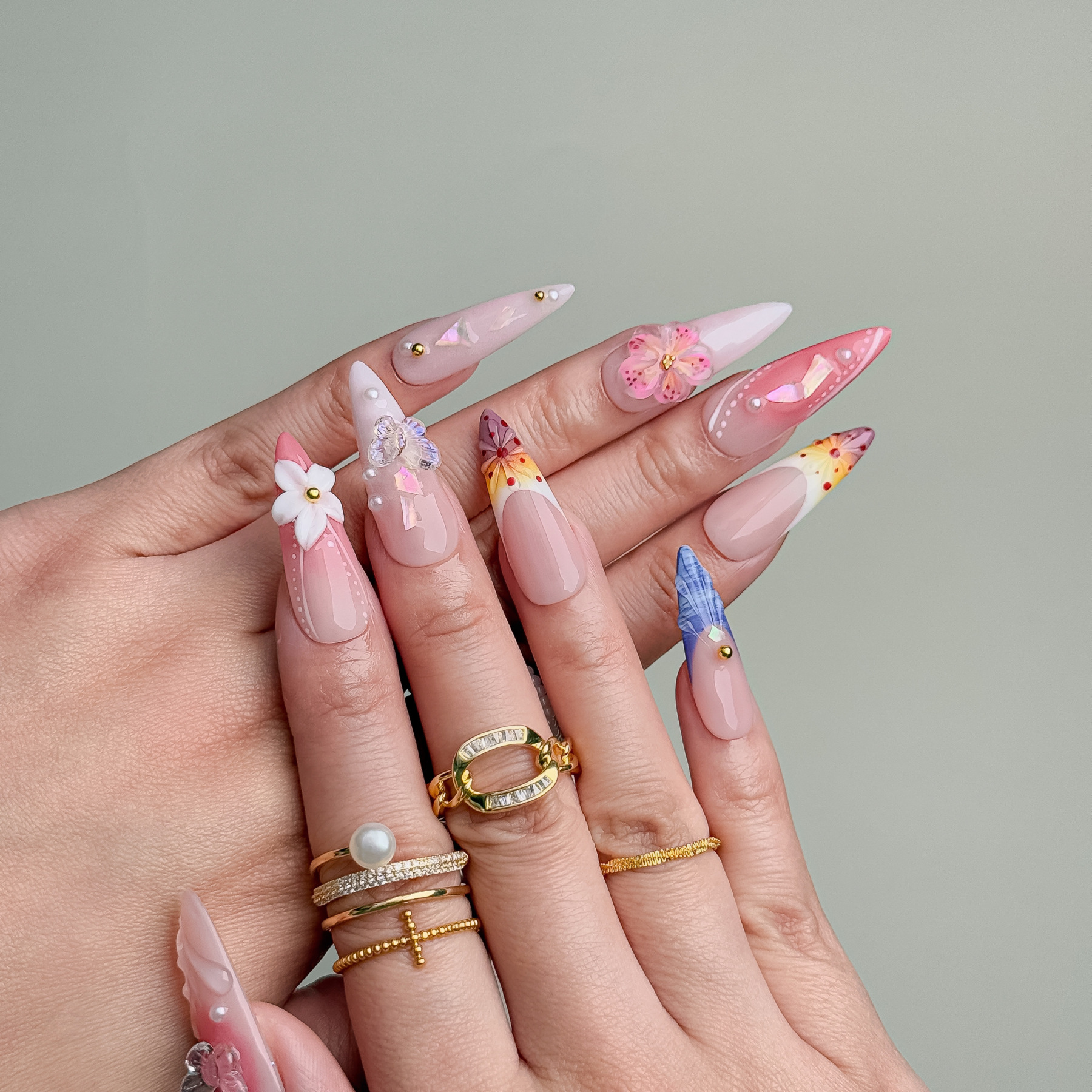 Handmade Press-On Nails – Nailfairy Luxurious Pink Gradient with Flower Language Design, Reusable with Free Application Kit Included