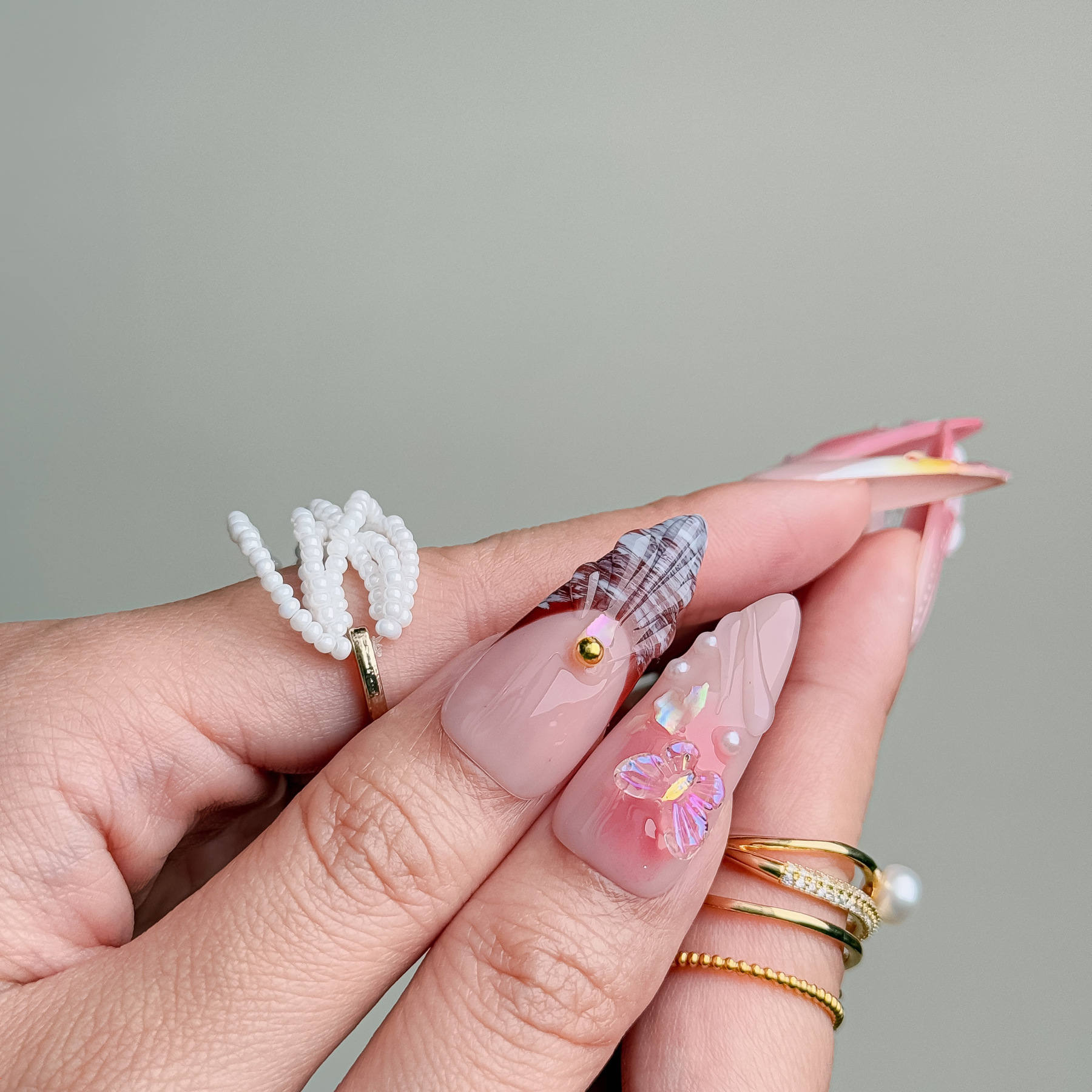 Handmade Press-On Nails – Nailfairy Luxurious Pink Gradient with Flower Language Design, Reusable with Free Application Kit Included