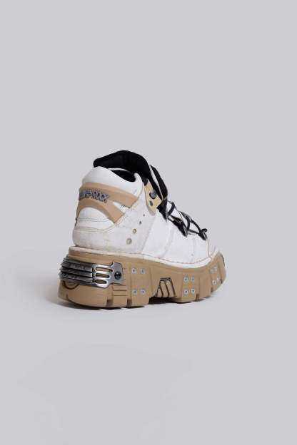 Frost Tower Boots