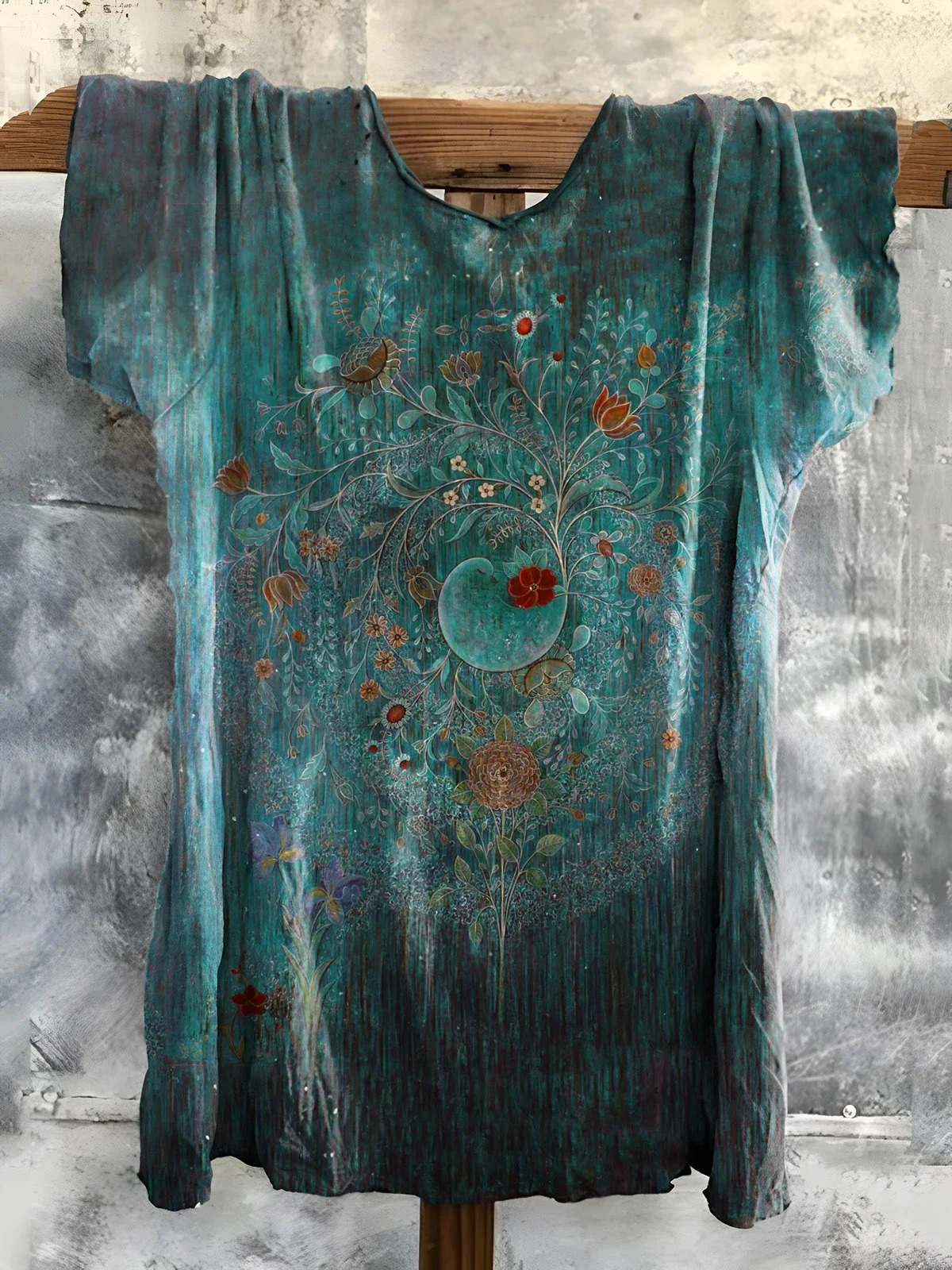 Women's Vintage Floral Art Print V-neck Casual T-Shirt-1