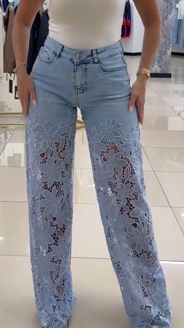 Women's Lace Patchwork Hollow Jeans