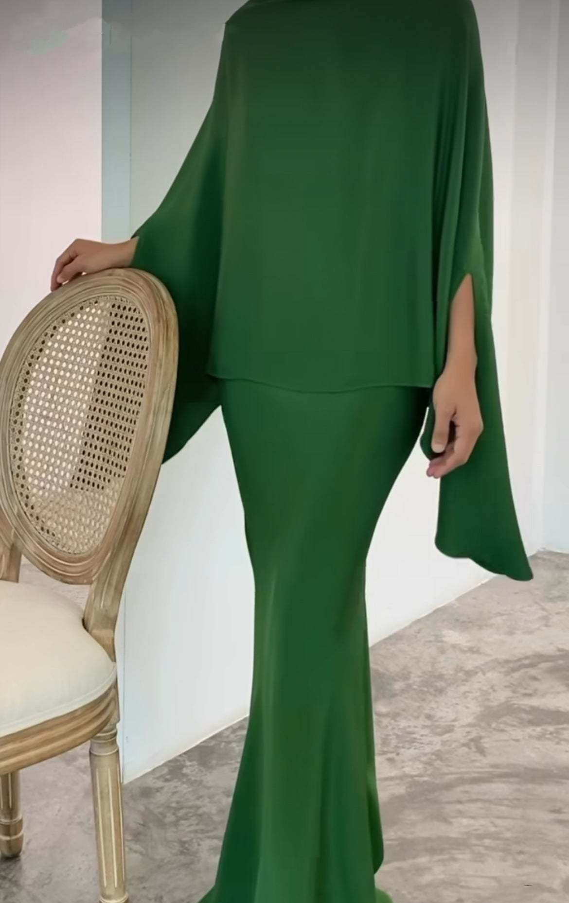 Fashionable solid color irregular top and skirt suit