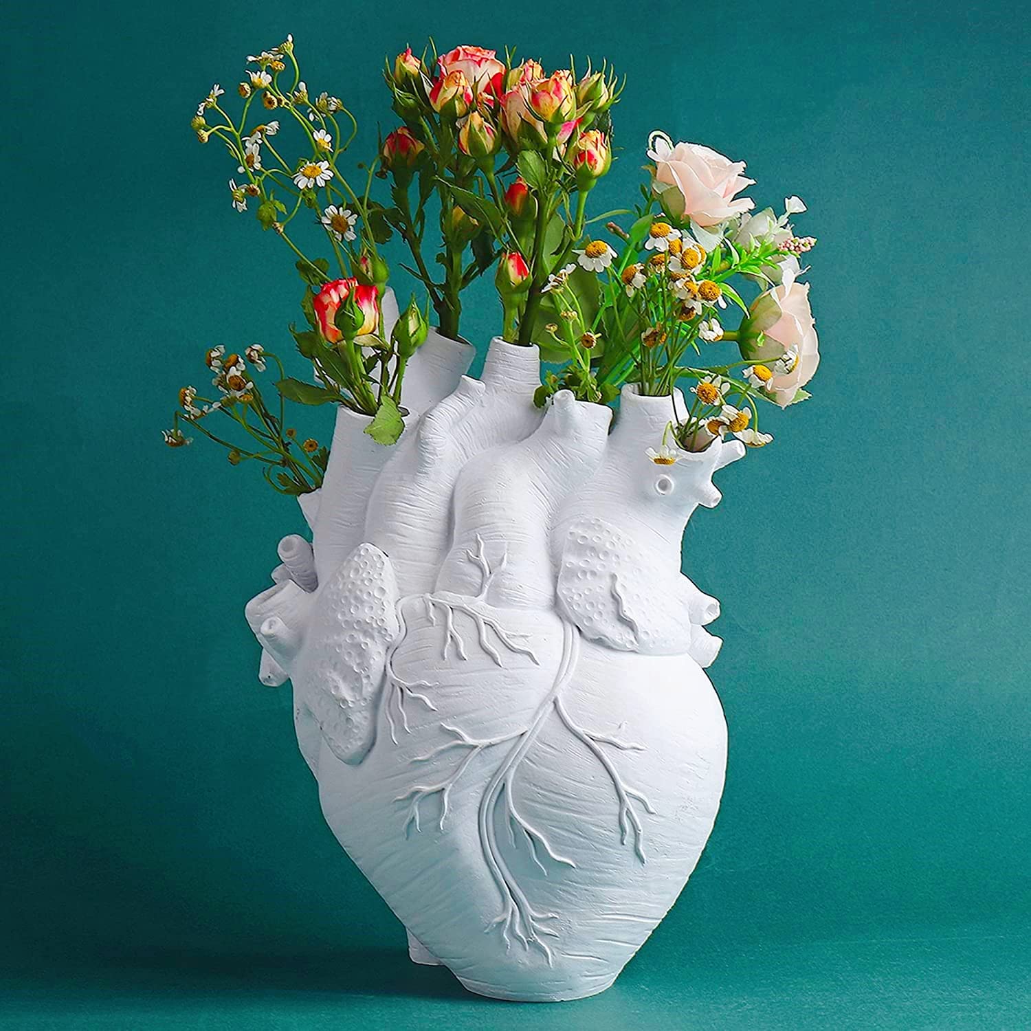 White Heart Irregular Creative Art Vase