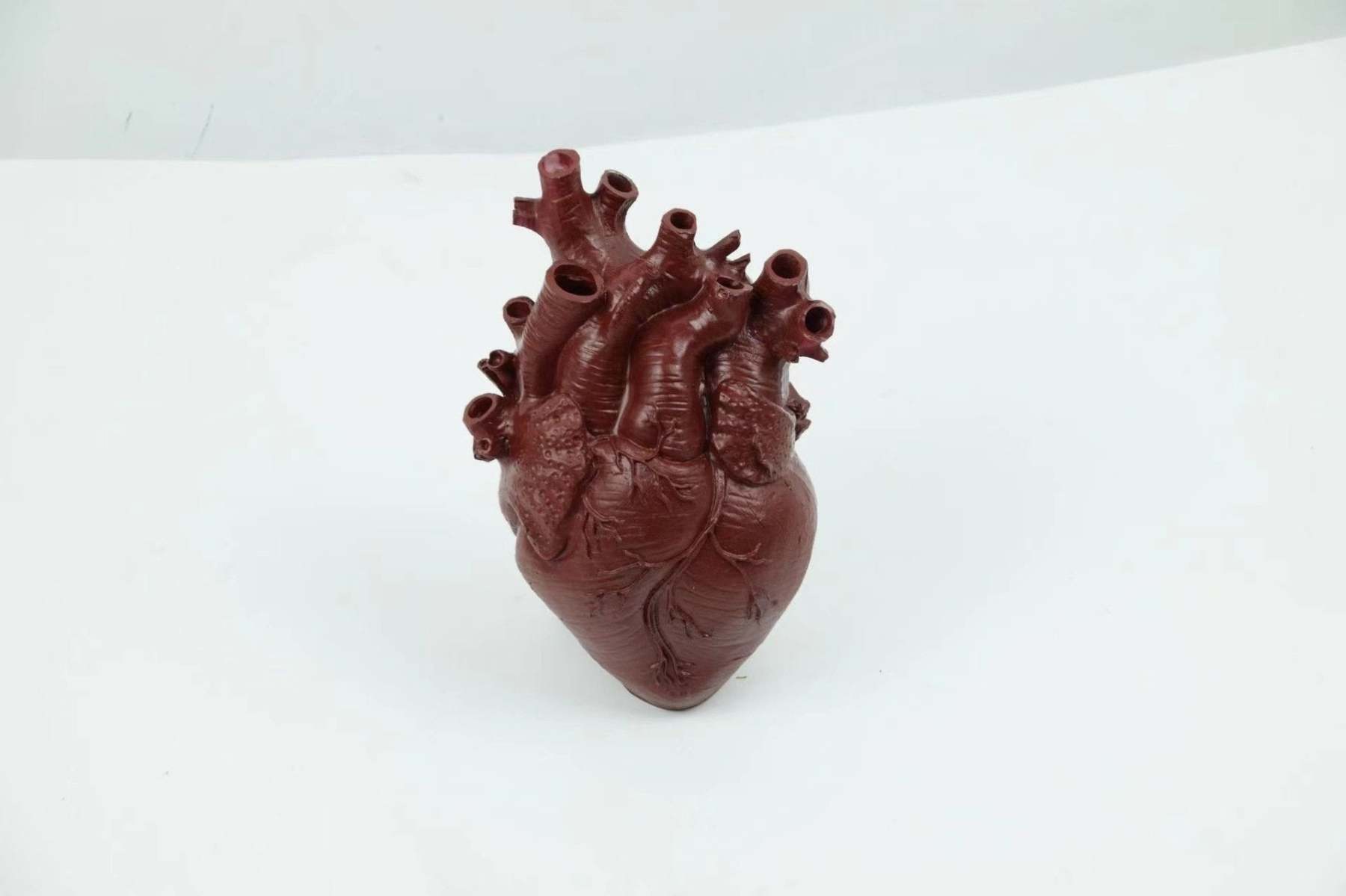 White Heart Irregular Creative Art Vase