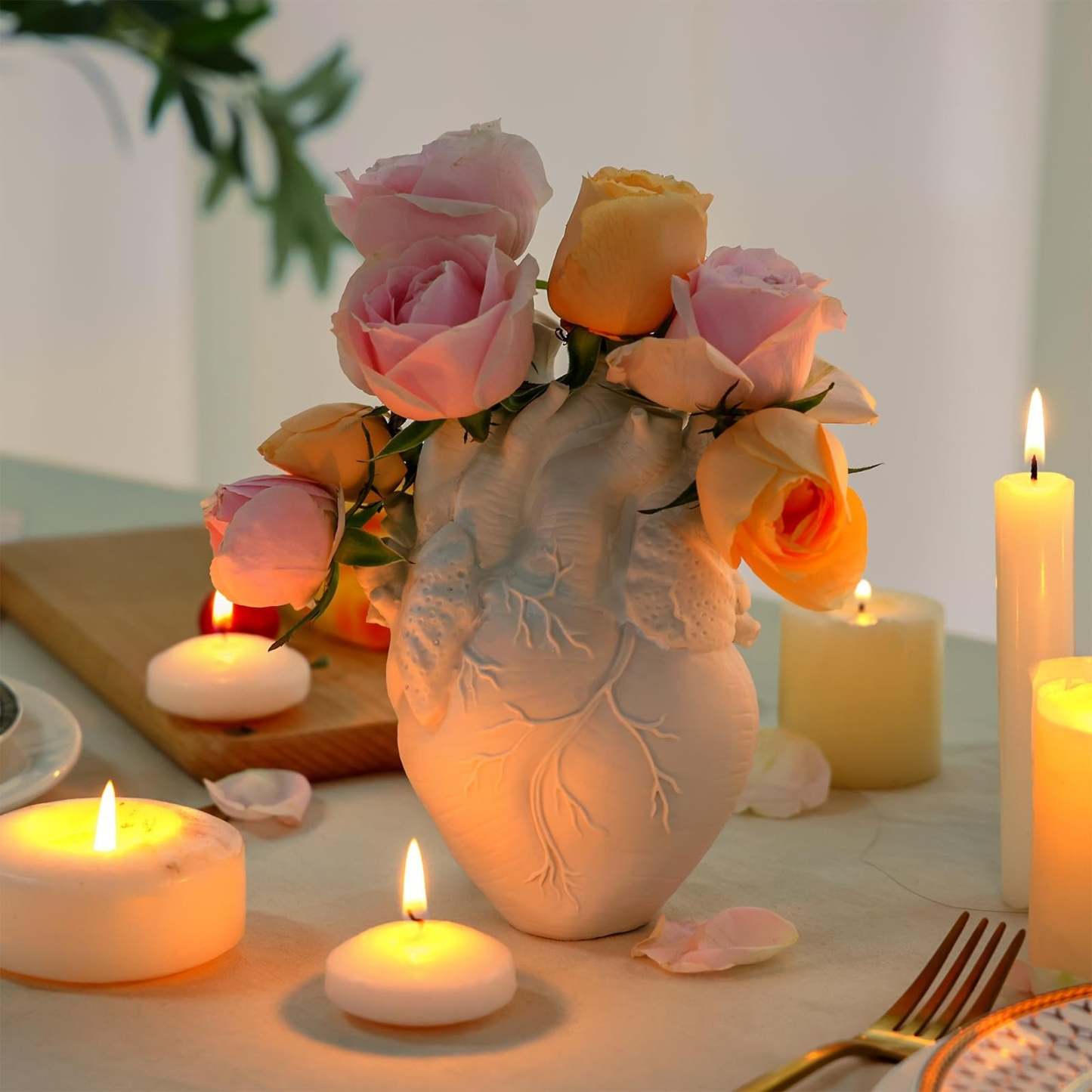 White Heart Irregular Creative Art Vase