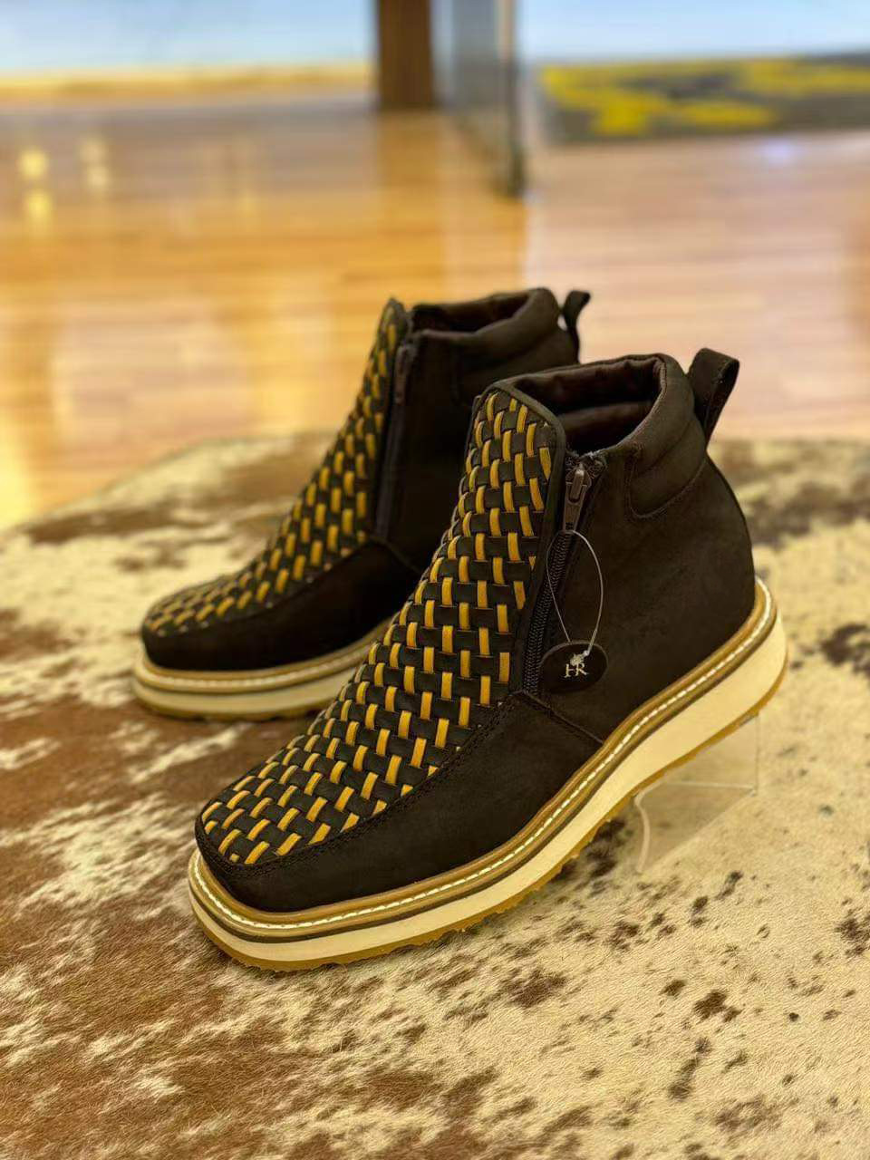 Handcrafted Western Cowboy Boots