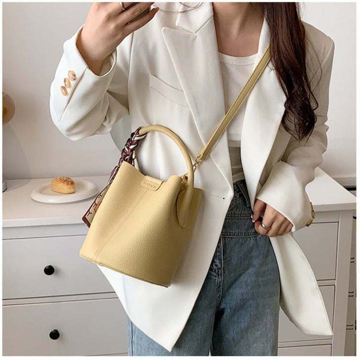 Fashion Bucket Bag Casual Messenger Bag