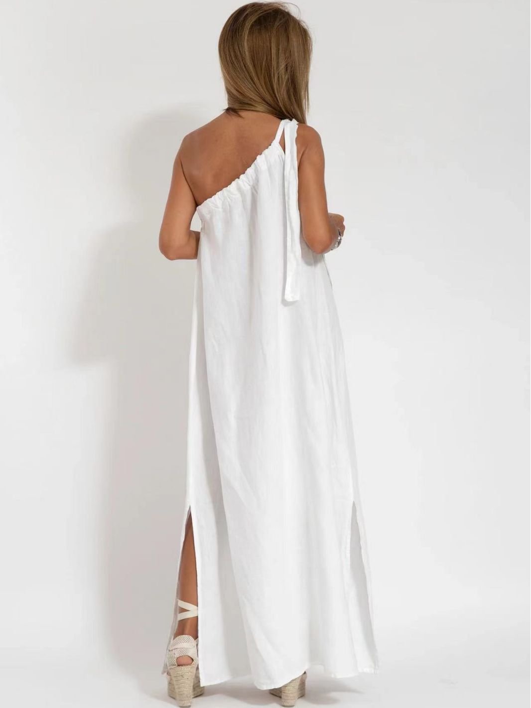 Stylish slant shoulder asymmetrical slit dress