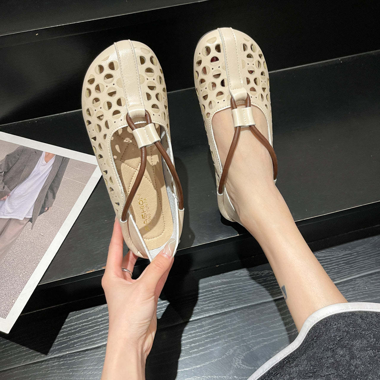 🎁This Week's Special Price $32.99💥Retro Hollow Out Soft Leather Women Shoes