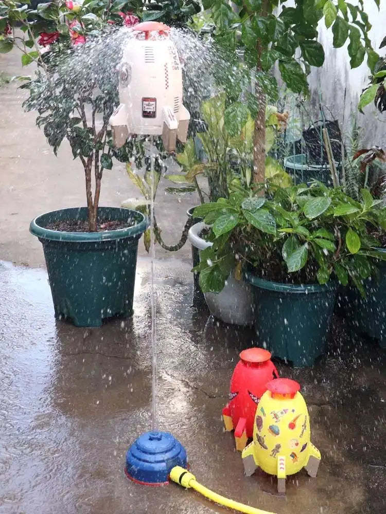 Rocket Splash Water Toy