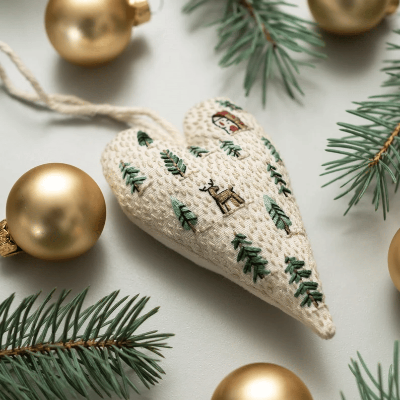 💖DIY Heart Shaped Hand Embroidered Christmas Finished product/DIY material kit -BUY 2 FREE SHIPPING