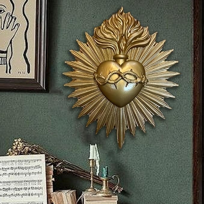 50% OFF-🦇Gothic Heart Wall Decor: Spooky Elegance for Halloween 🖤