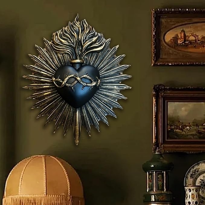 50% OFF-🦇Gothic Heart Wall Decor: Spooky Elegance for Halloween 🖤