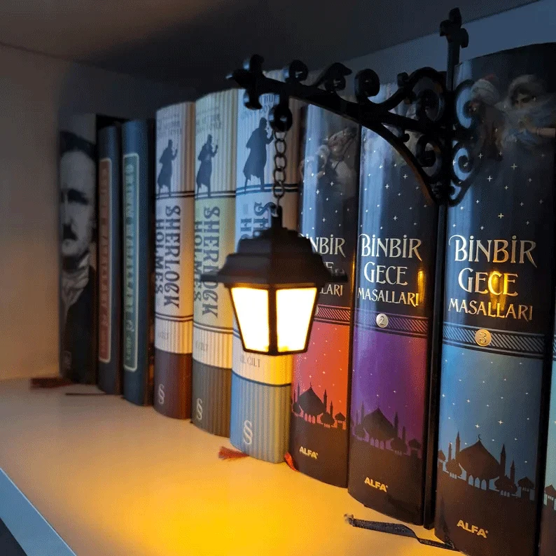 🔥LAST DAY 47% OFF - Library Lantern-Decorative Bookshelf Lighting