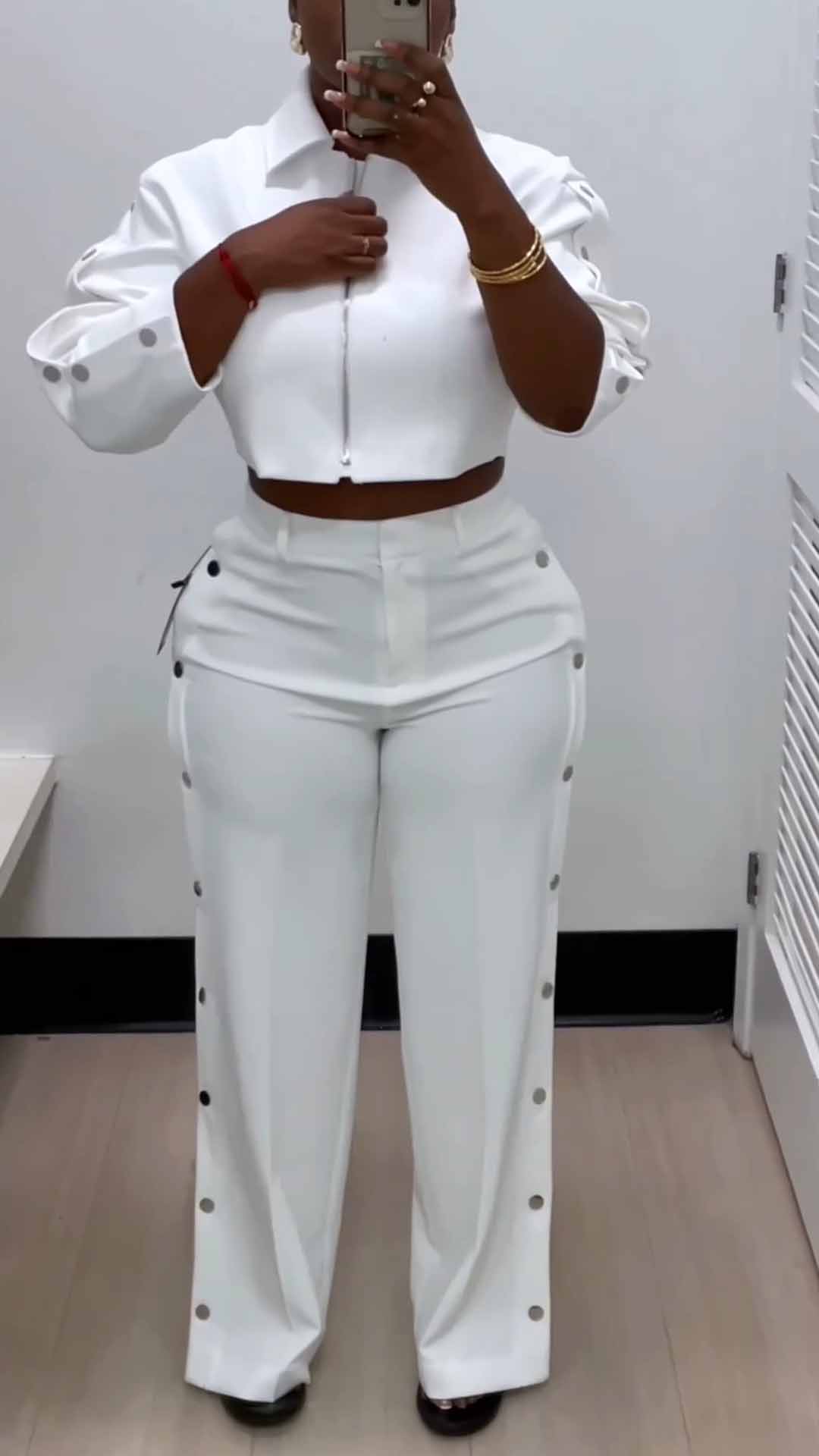 European and American women's large size white suit