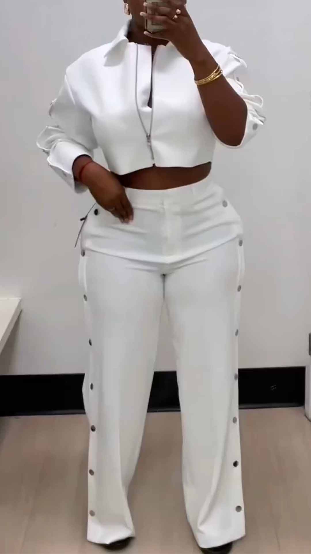 European and American women's large size white suit