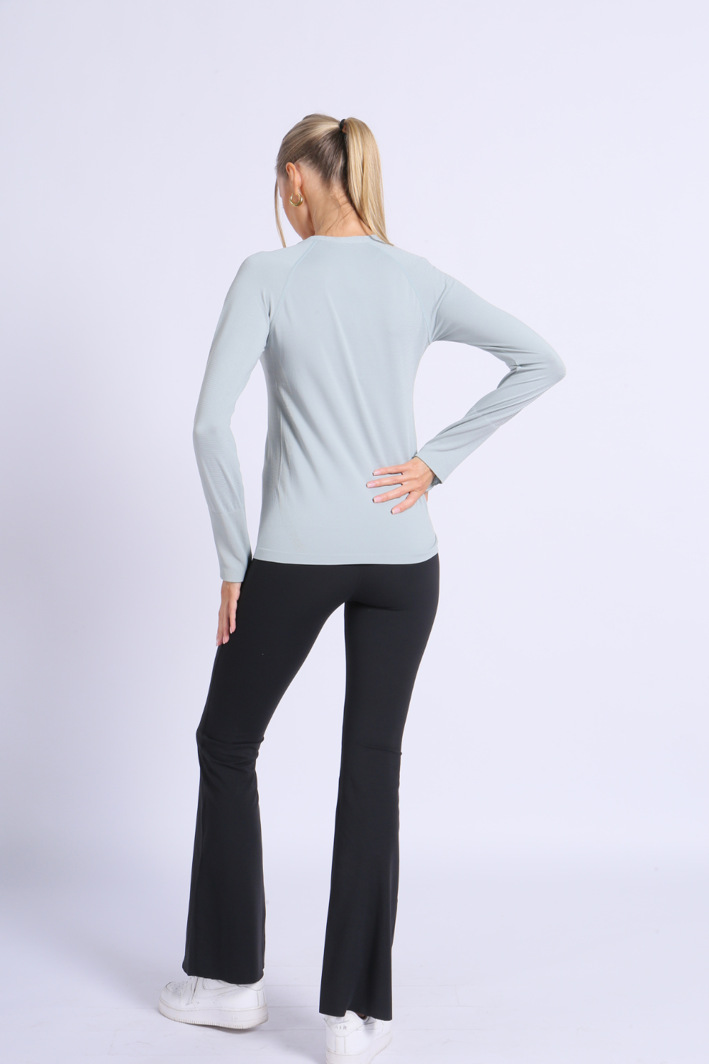 NUCBN® Seamless one-piece long sleeves