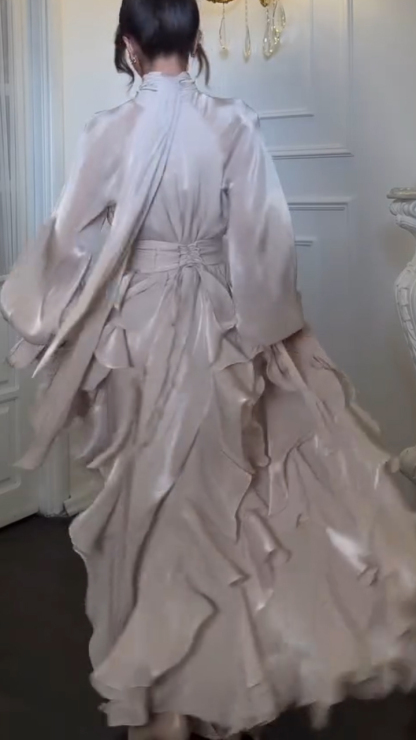 Women's Stand-up Collar Multi-layered Ruffled Flowing Dress