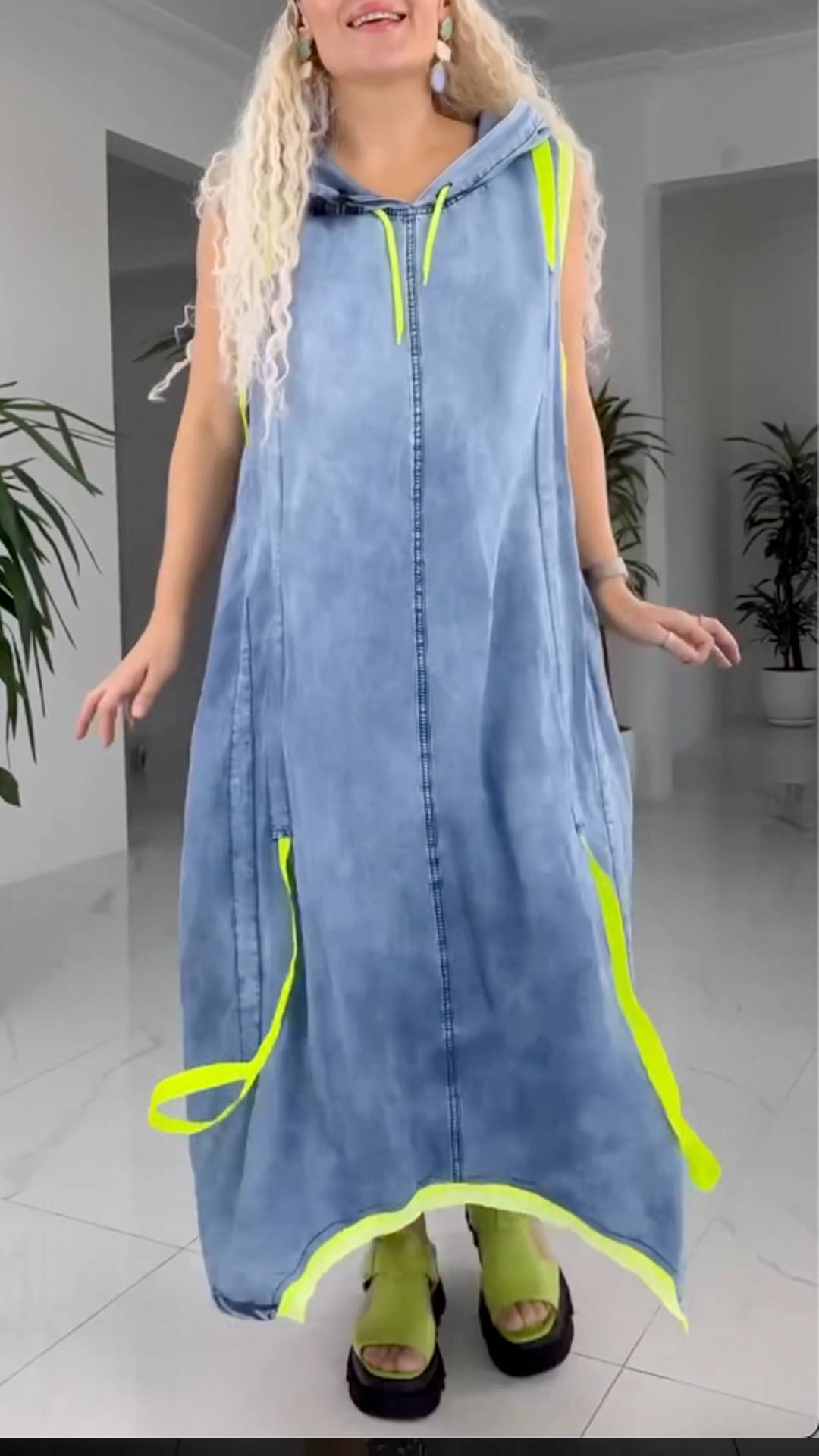 Ladies' Round Neck with Hat Splicing Casual and Loose Fit Dress